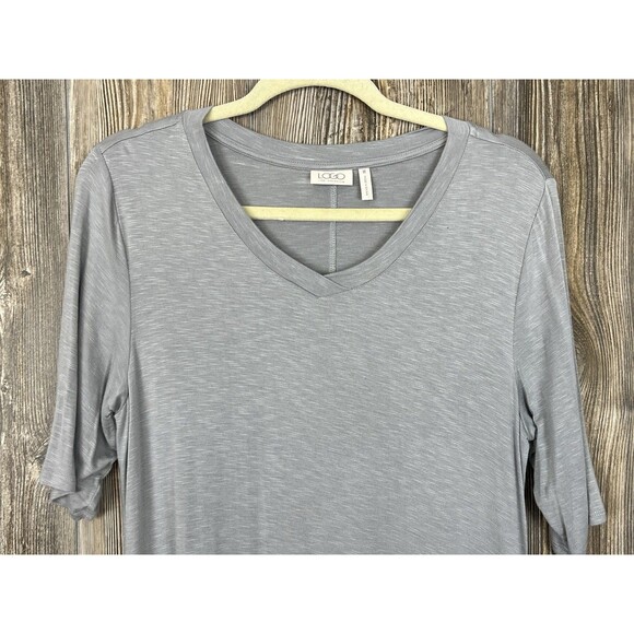 LOGO Lori Goldstein Blouse MED‎ V-Neck Sharkbite Hem Grey Stretchy Casual Comfy - Picture 2 of 12